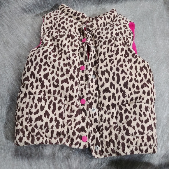 Carter's • Thick Fluffy Pink Fleece Linded Padded Cheetah Animal Print Vest [6X]